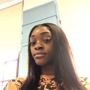 Meet your Posher, Savannah